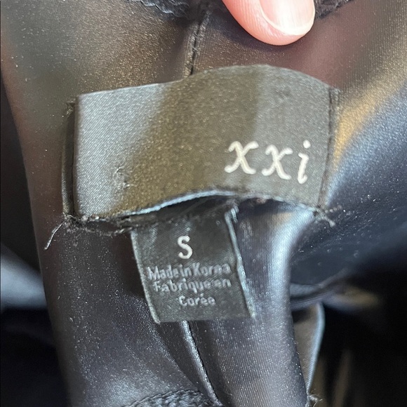 Forever 21 Black Faux Leather Pants - Picture 2 of 2